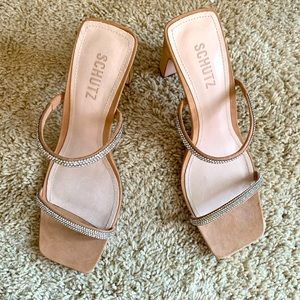 Gorgeous Schutz Salwa Crystal Suede sandal😍
